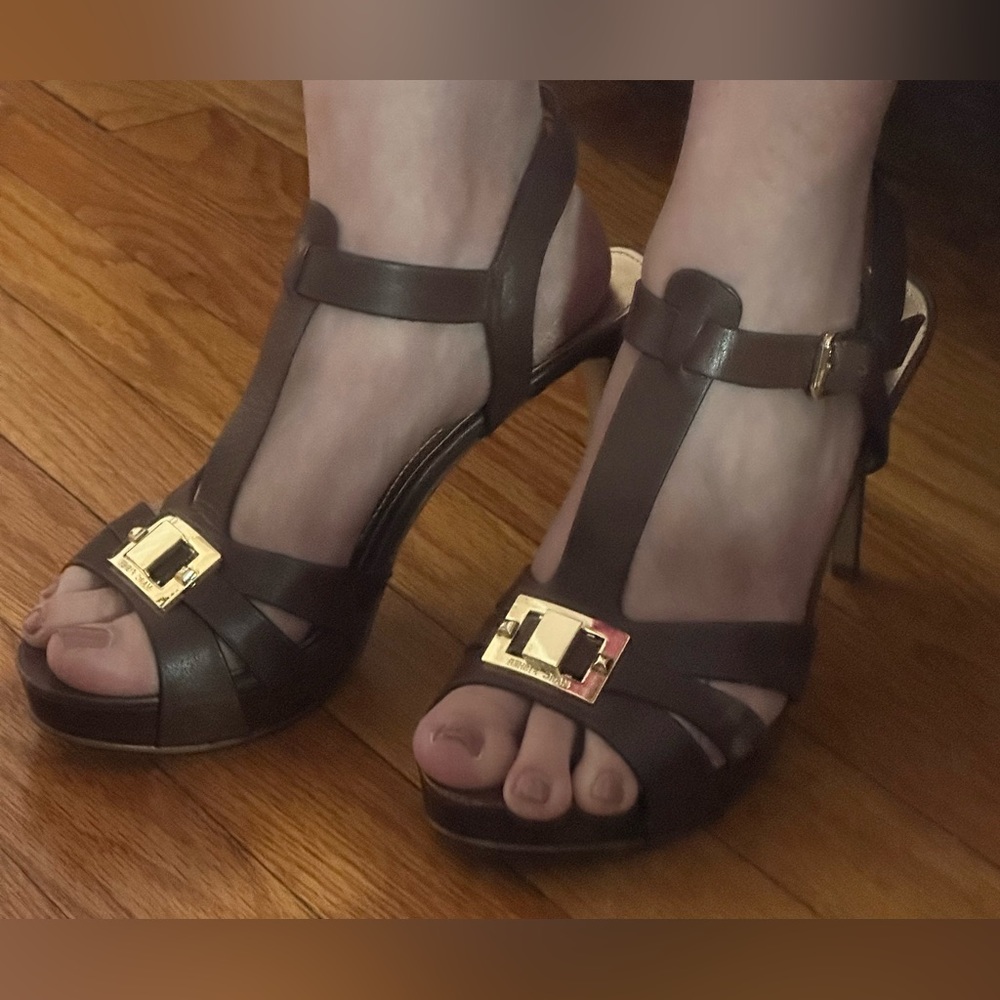 Marc Fisher Leather Brown Open Toe Open Heel Strap Sz 9M Some Ware And S…